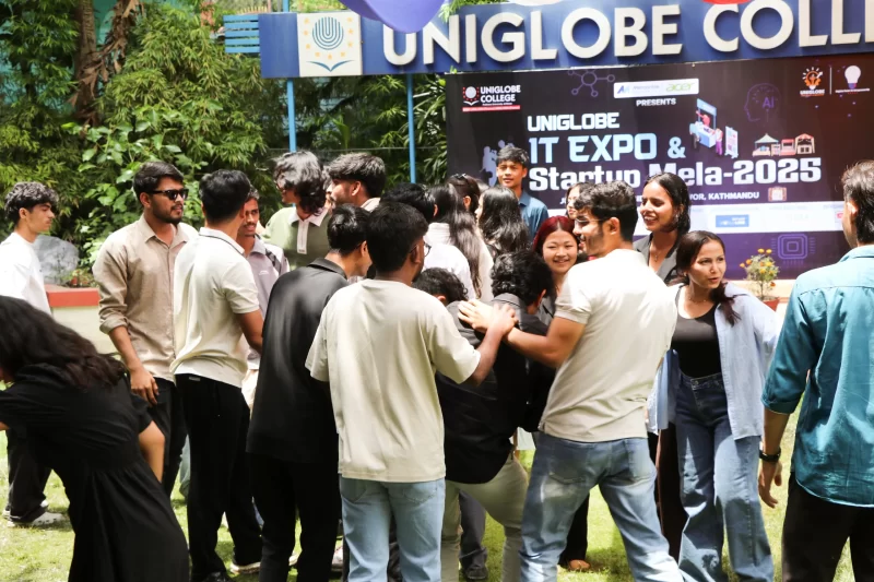 uniglobe-college-fest