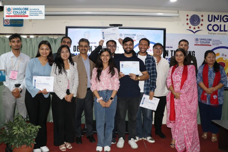 participants-of-uniglobe-entrepreneurship-exhibition
